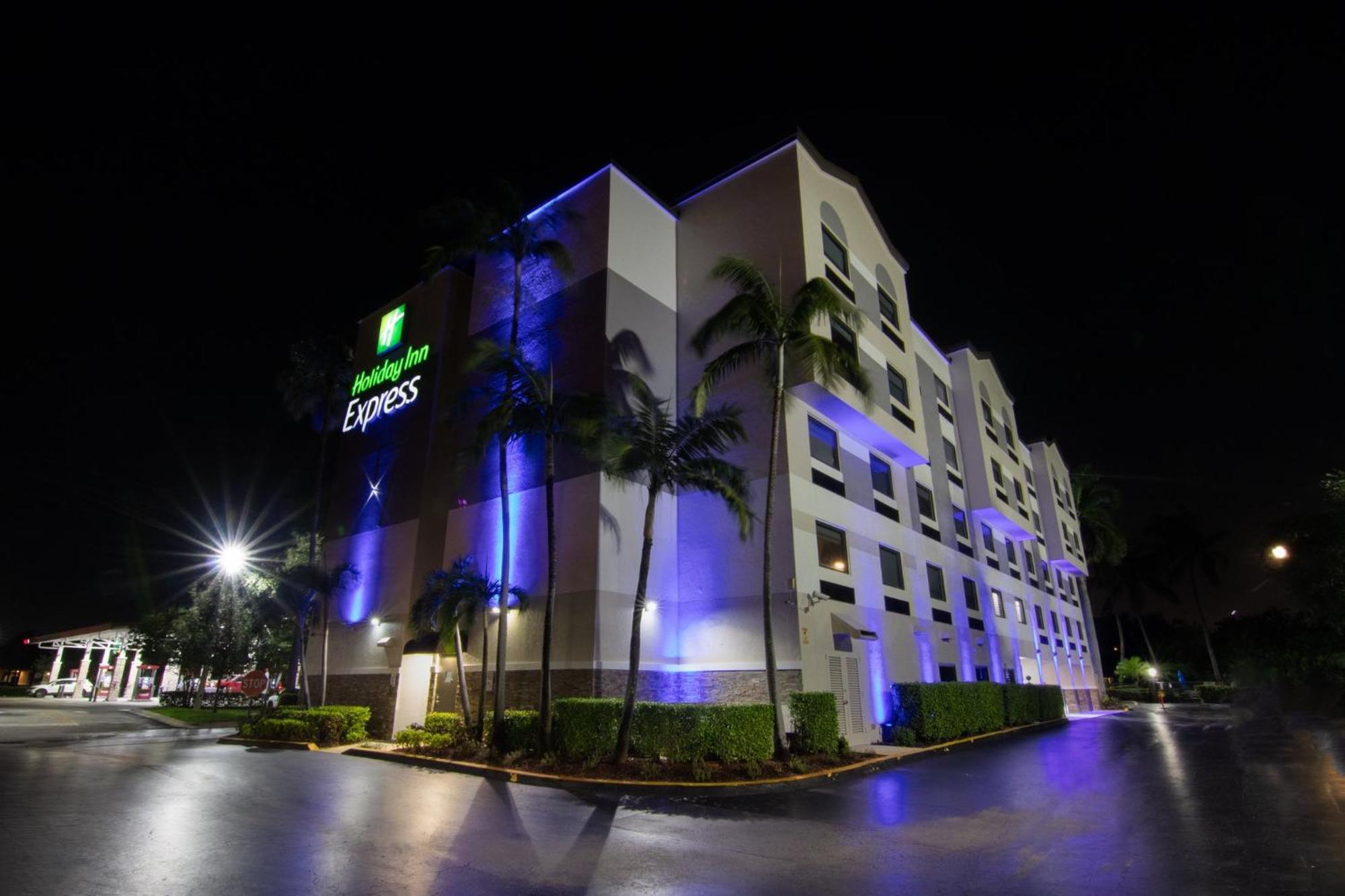 Holiday Inn Express And Suites Fort Lauderdale Airport West By Ihg Davie Eksteriør bilde