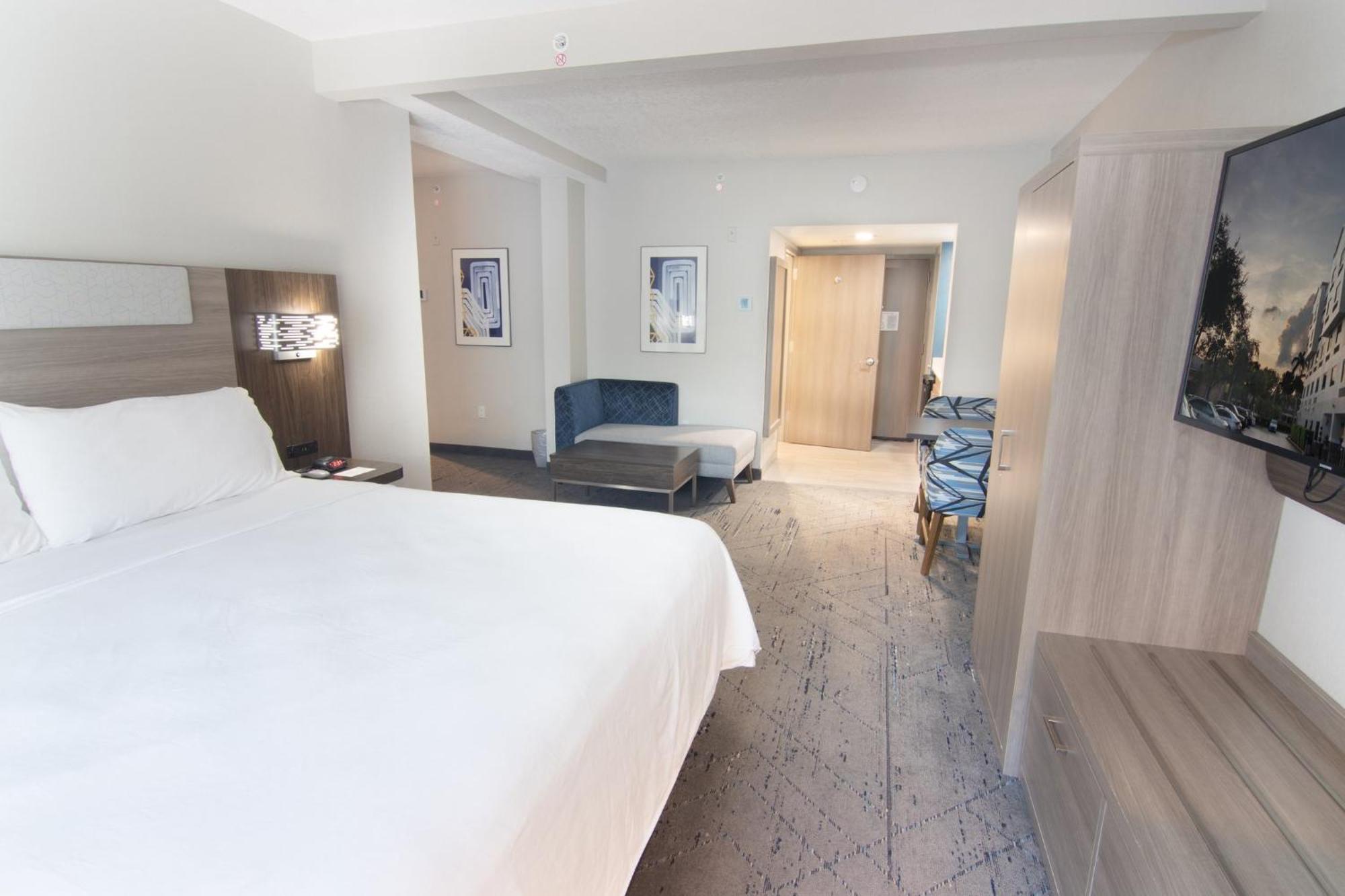 Holiday Inn Express And Suites Fort Lauderdale Airport West By Ihg Davie Eksteriør bilde