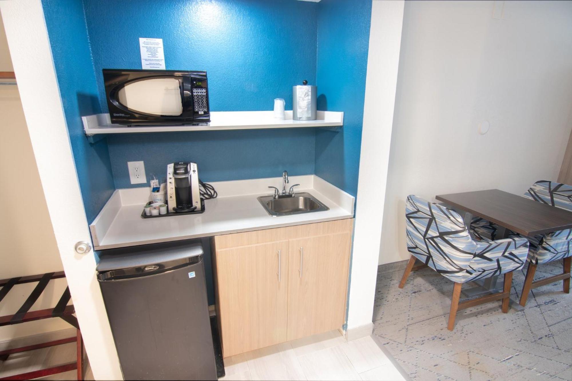 Holiday Inn Express And Suites Fort Lauderdale Airport West By Ihg Davie Eksteriør bilde
