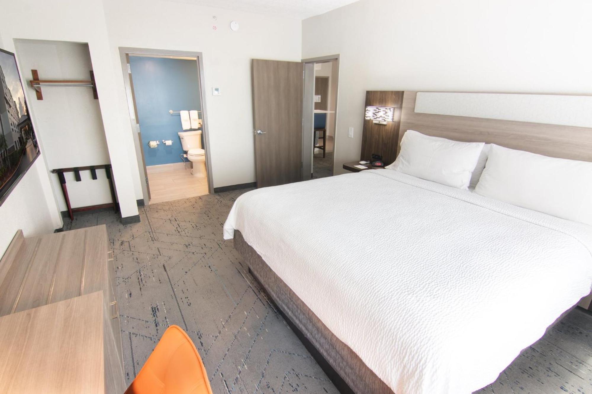 Holiday Inn Express And Suites Fort Lauderdale Airport West By Ihg Davie Eksteriør bilde