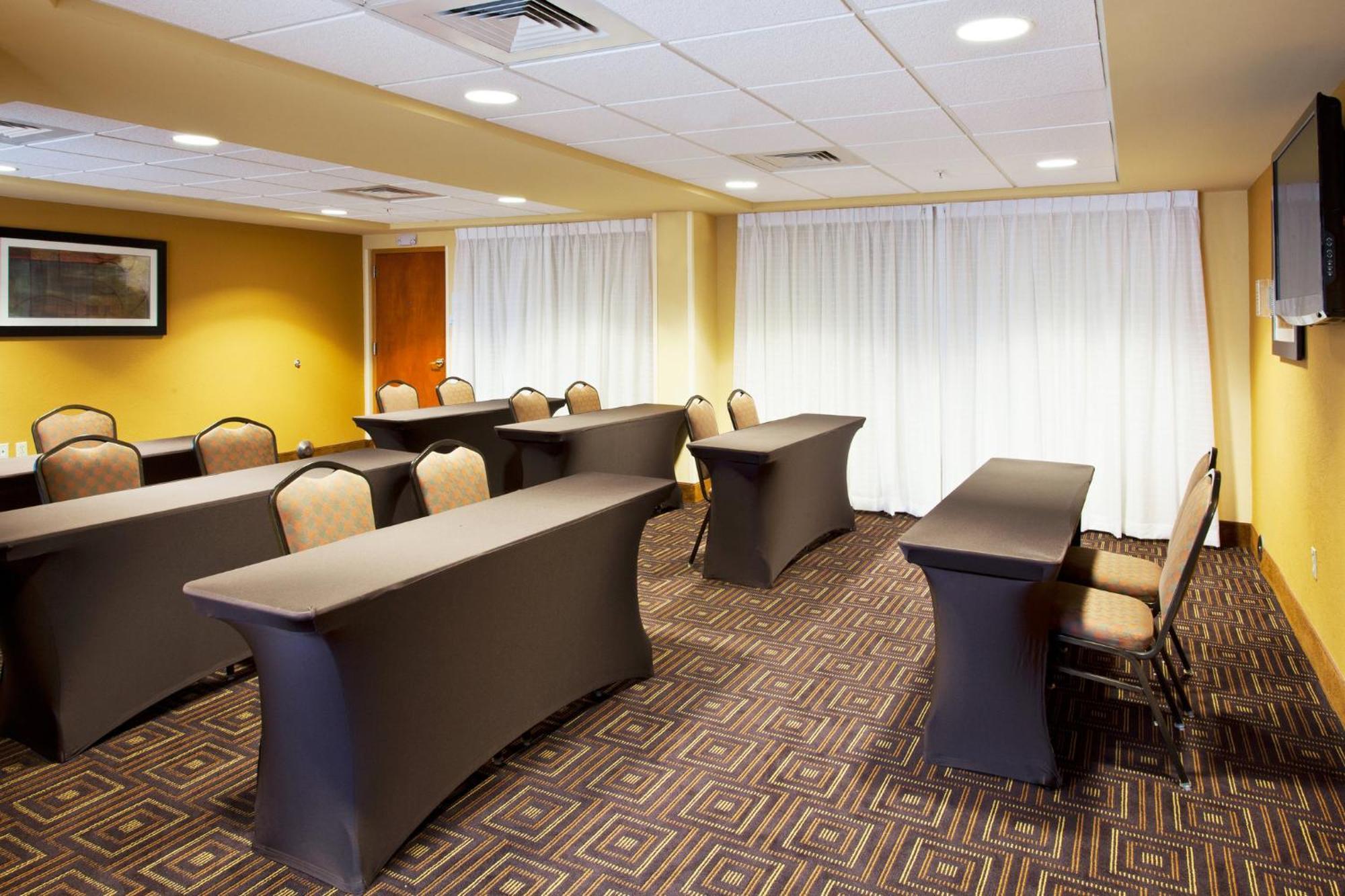 Holiday Inn Express And Suites Fort Lauderdale Airport West By Ihg Davie Eksteriør bilde
